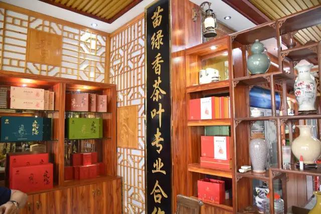 深耕熱愛(ài) 化茶成“精” 梁妹珍茶園助農(nóng)增收的芬芳之路